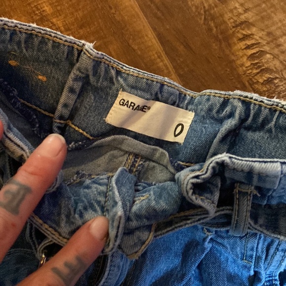 Garage Jean with denim belt - Picture 3 of 4